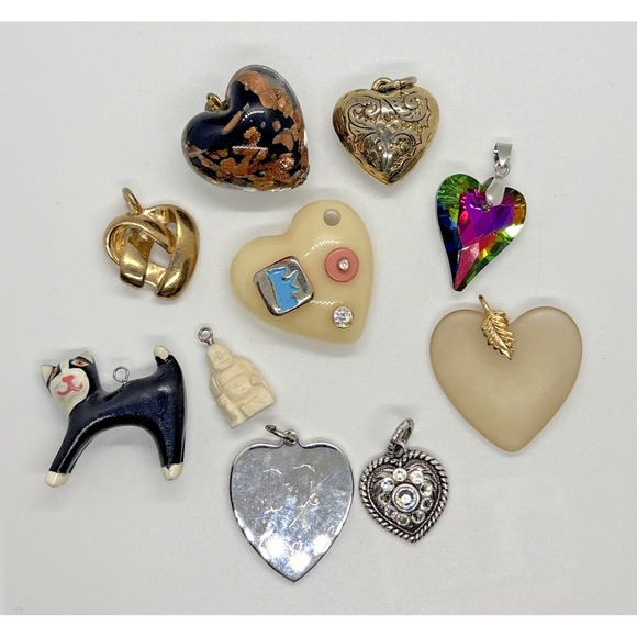 Vintage to Modern Lot of 10 Silver Tone Pendants Puffy Heart Rhinestone Coro Cat - Picture 1 of 13